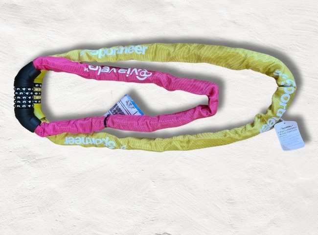 Sportneer chain lock showing full body view