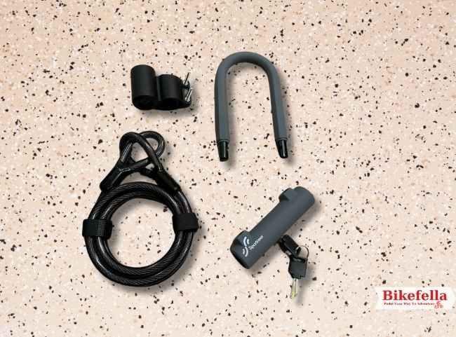 Tire secured using Sportneer cable and key