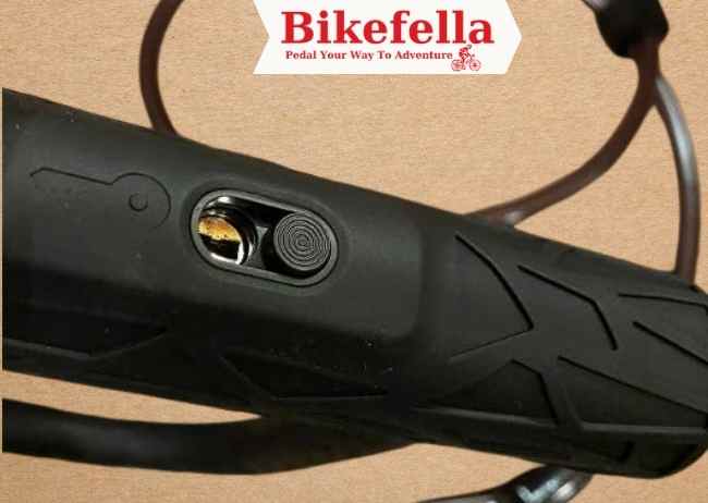 Close-up of bike lock build materials.