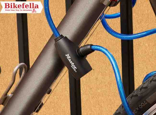 Locking mechanism around bike frame securely