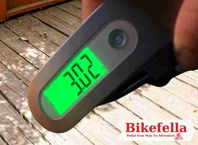 Digital display shows battery and status