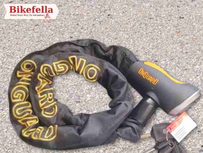 OnGuard 8020 Mastiff chain lock with keys